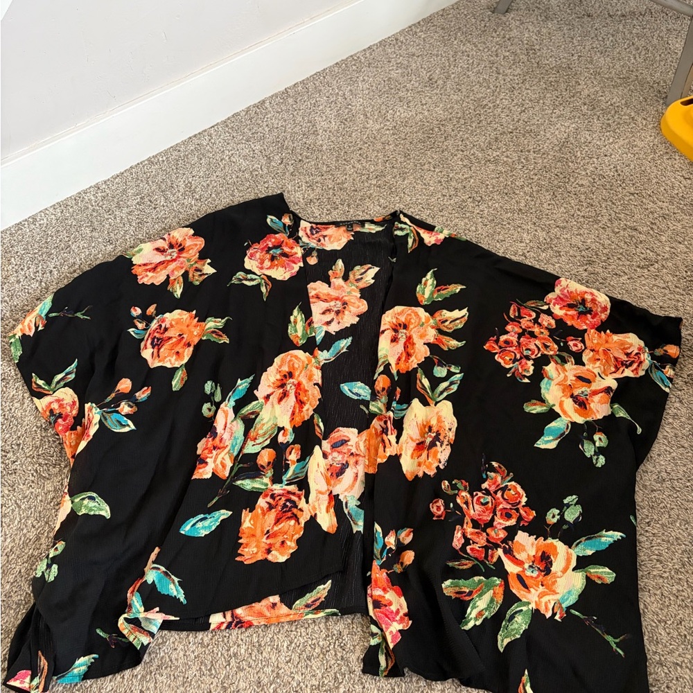 Staccato Black and Orange Floral Kimono